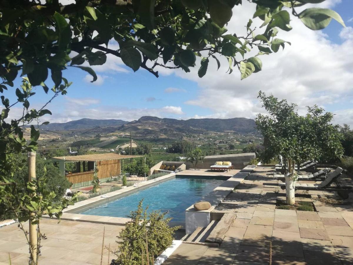 3-bed Andalusian House With Private Pool & Garden! Pizarra